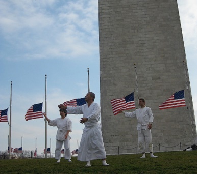 Tai Chi for Peace at the Washington Monument, Washington DC – Pearl Harbor Day 2009. Author on the left 